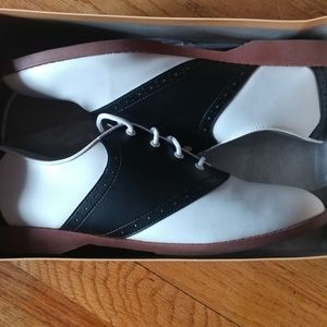Vegan Saddle Shoes as 11